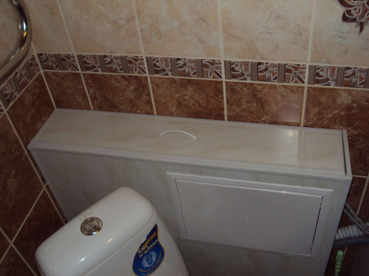 Короб для труб из пластиковых панелей