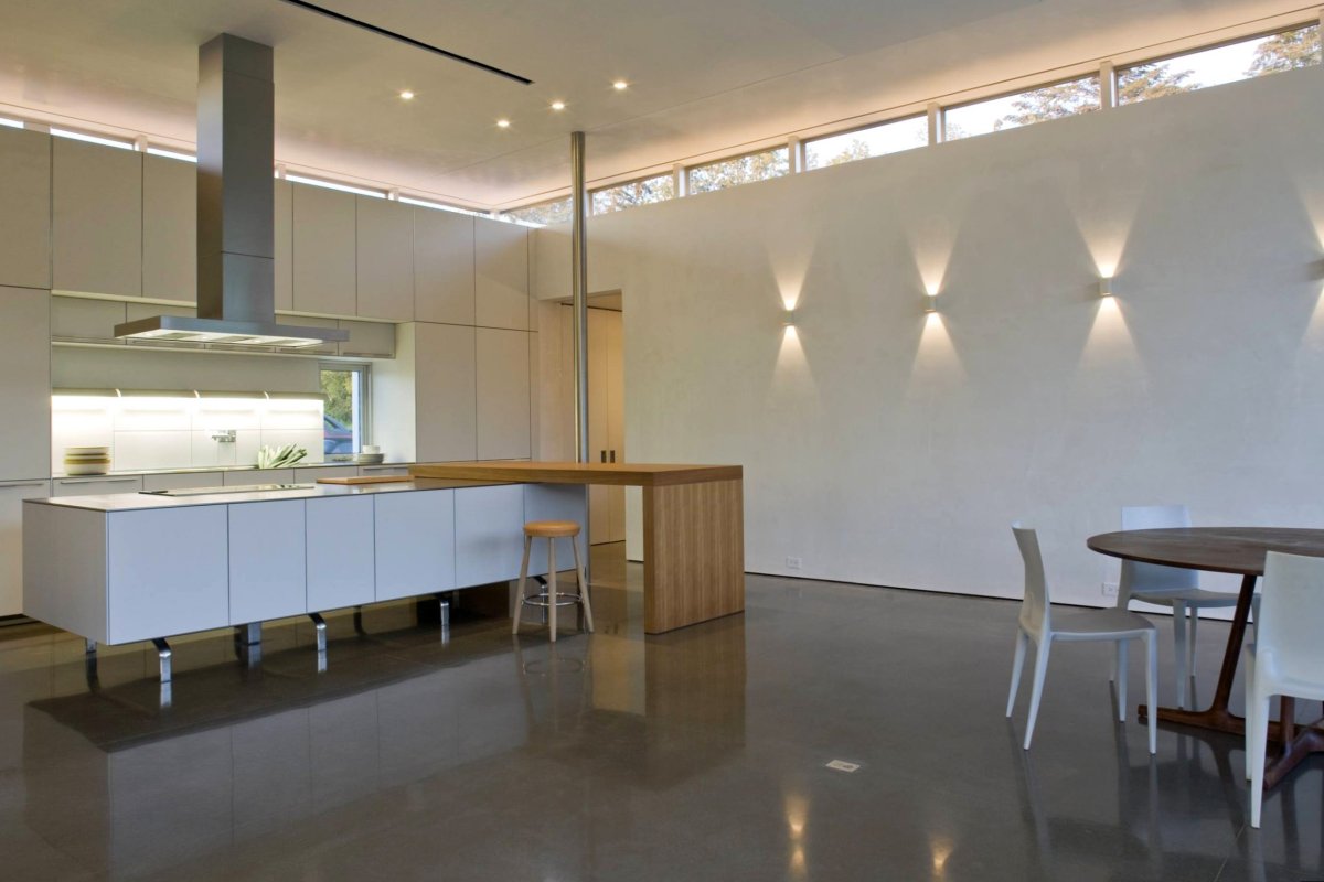 Люстра на кухню классика