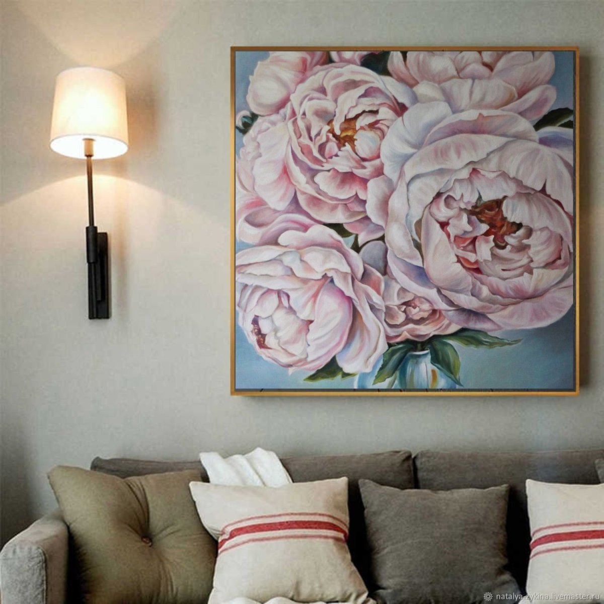 Бордовая картина в интерьере