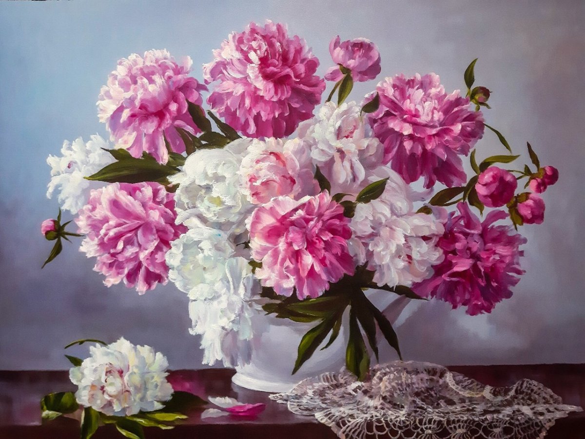 Пионы в интерьере