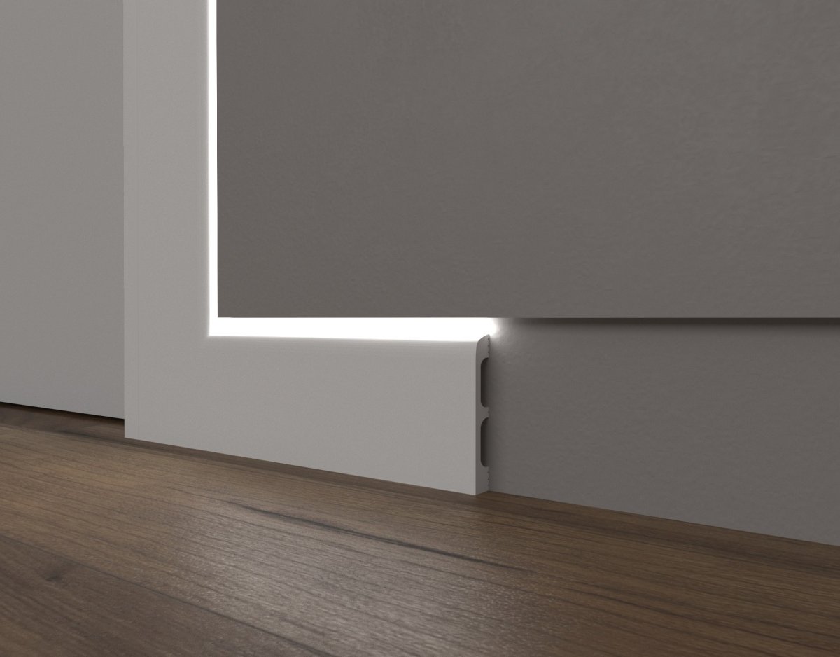 Плинтус напольный Decomaster a207