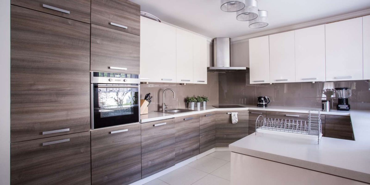 Кухня под дерево