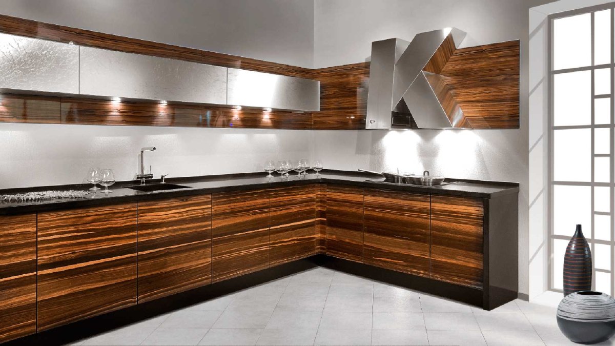 Кухонный гарнитур сверху дерево снизу белый 2021