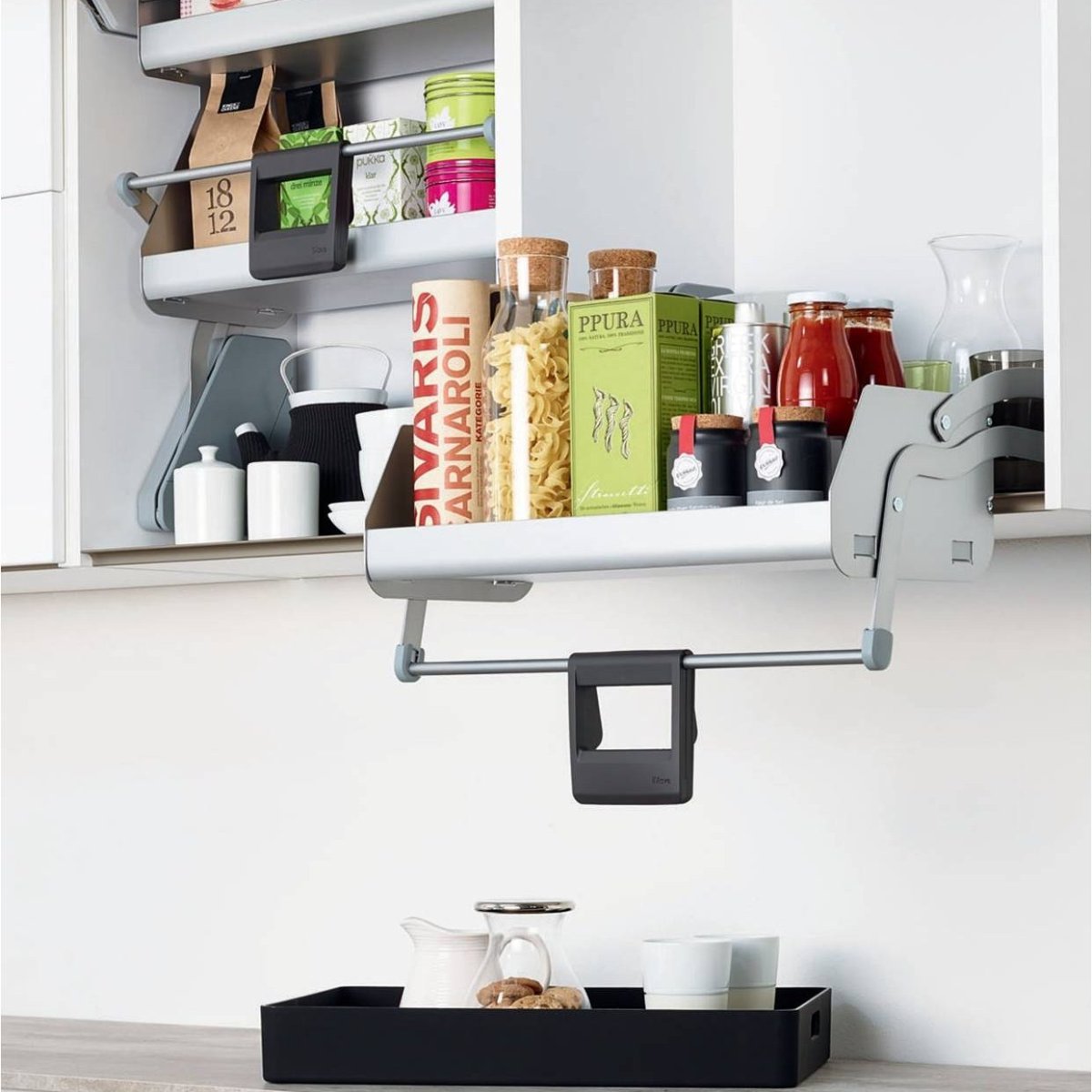 Дополнительные полочки в шкаф