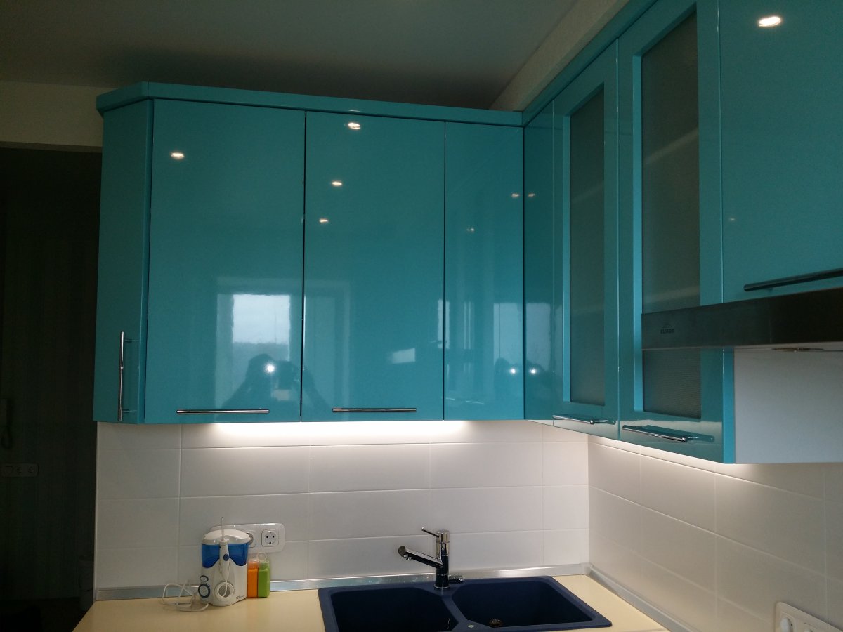 Кухня Аквамарин МДФ эмаль