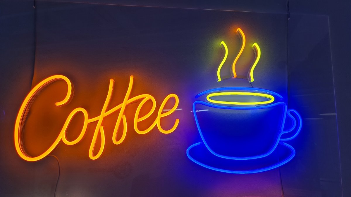 Неоновые ВЫВВЕЗТИ В городе