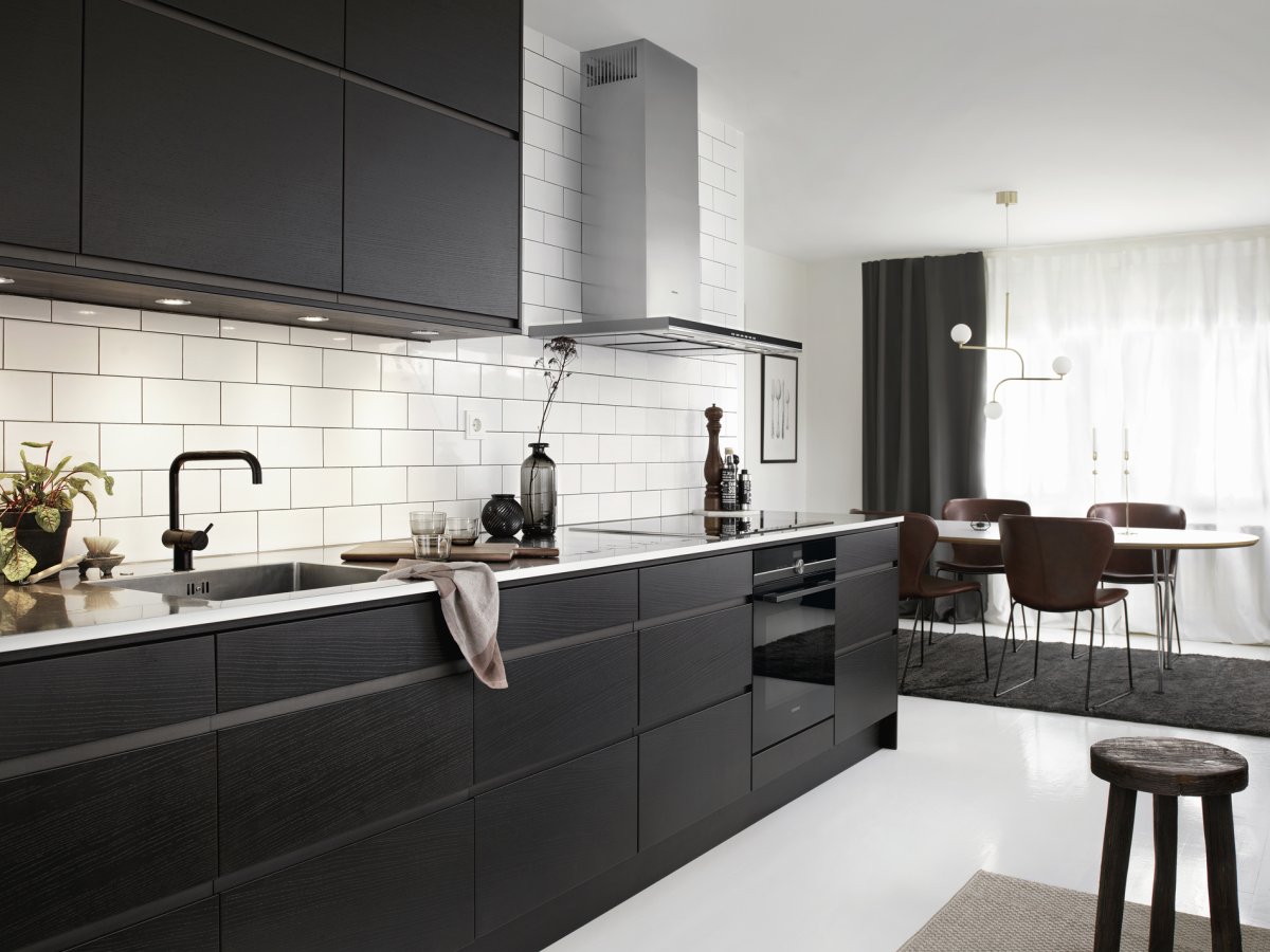 Современные кухни без ручек