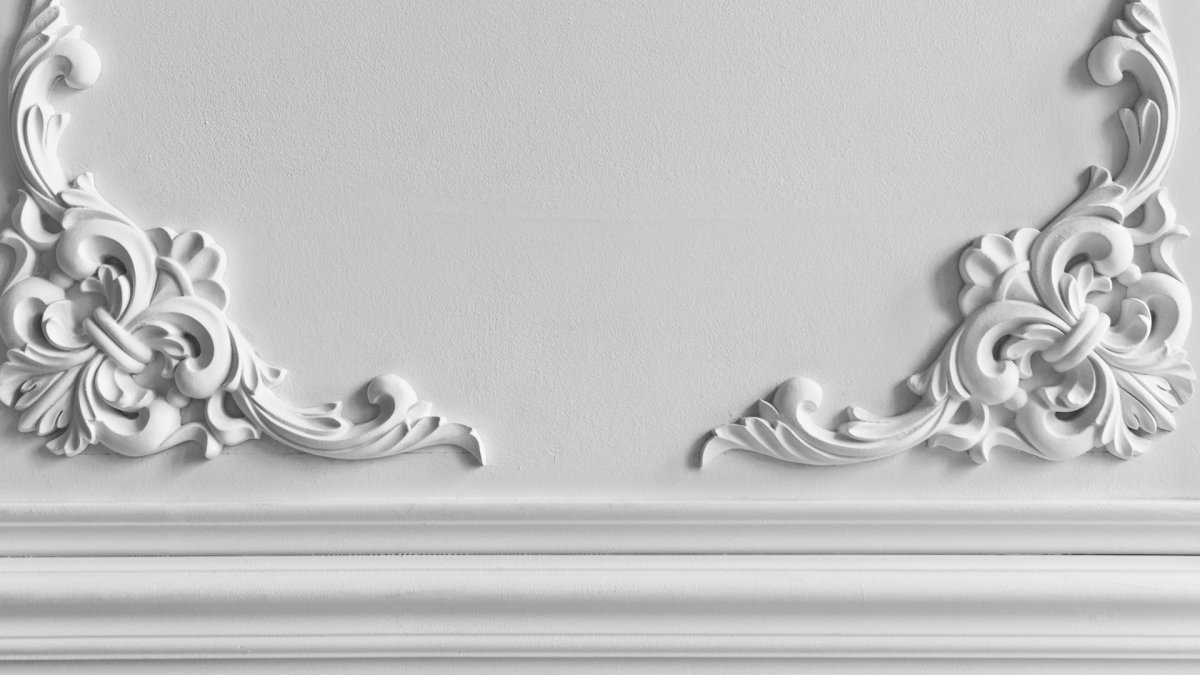 Гипсовые рамки на стенах