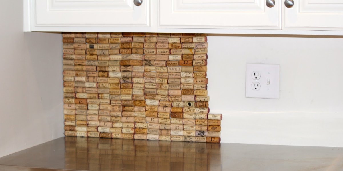 Кухонный фартук из пробок