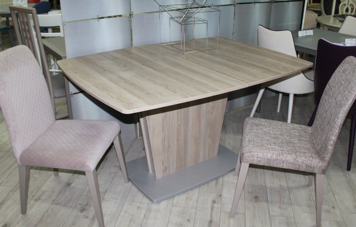 Раскладной стол из массива