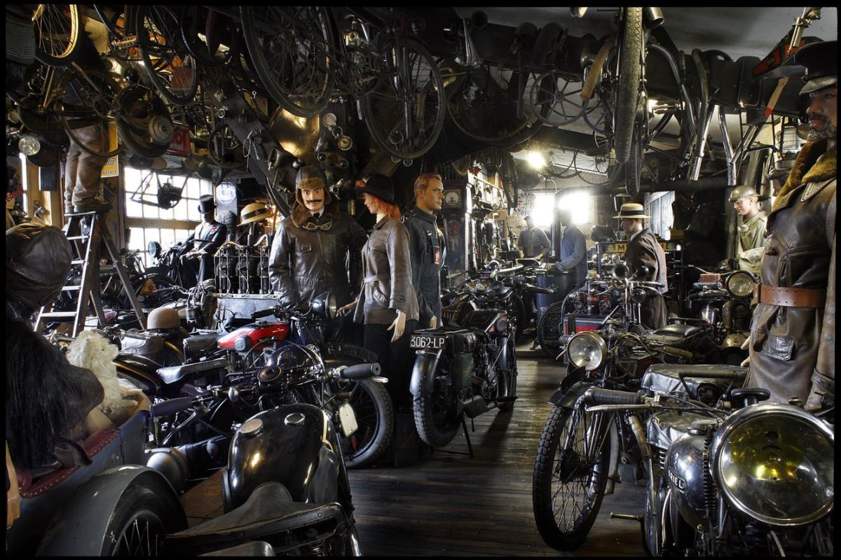 Фон байкерский интерьер