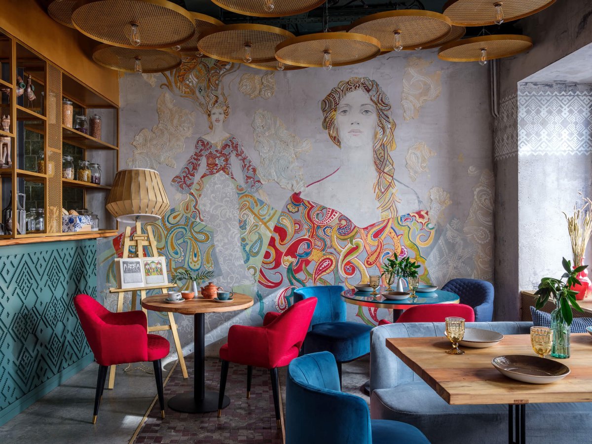 Интерьер модного кафе