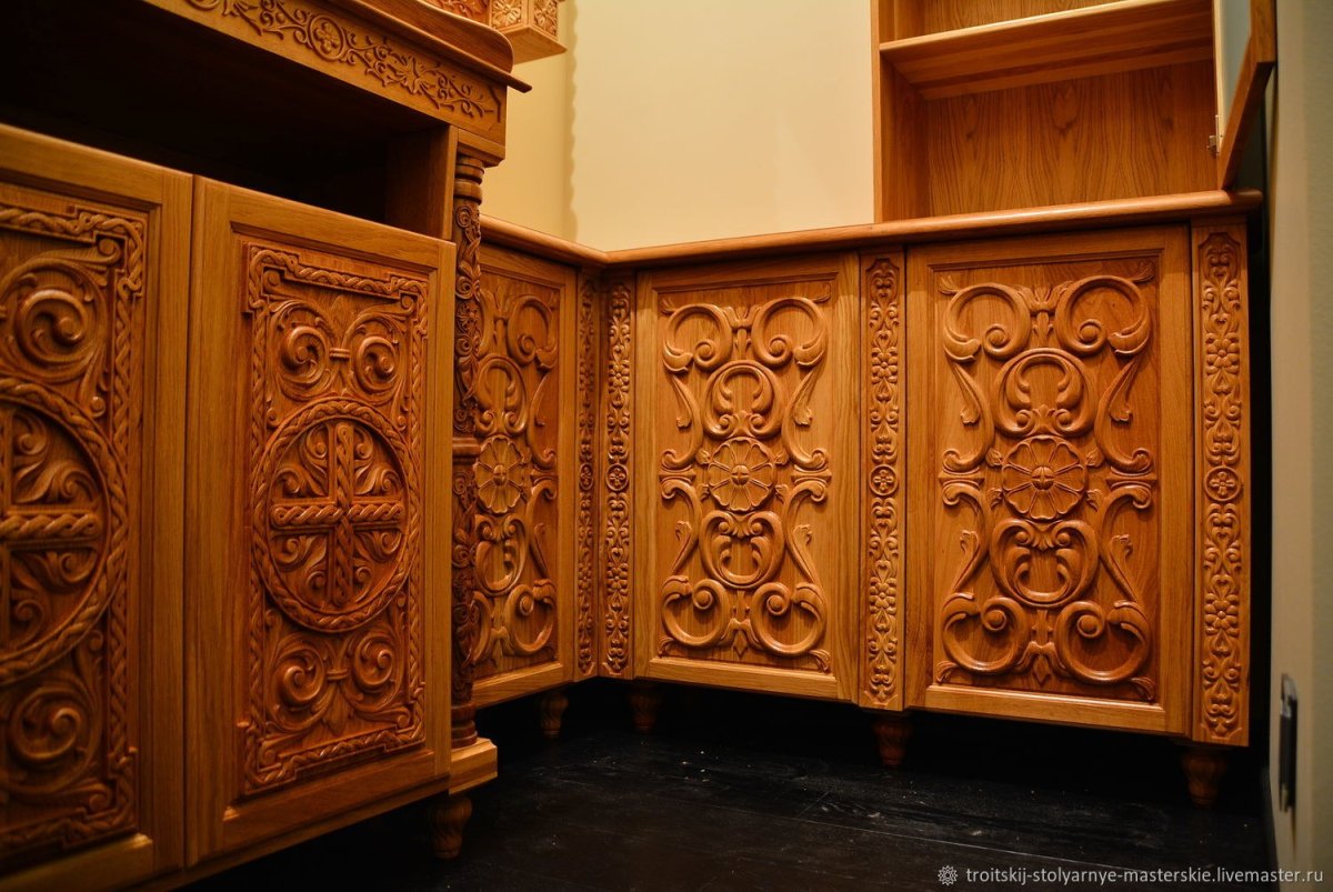 Резные фасады