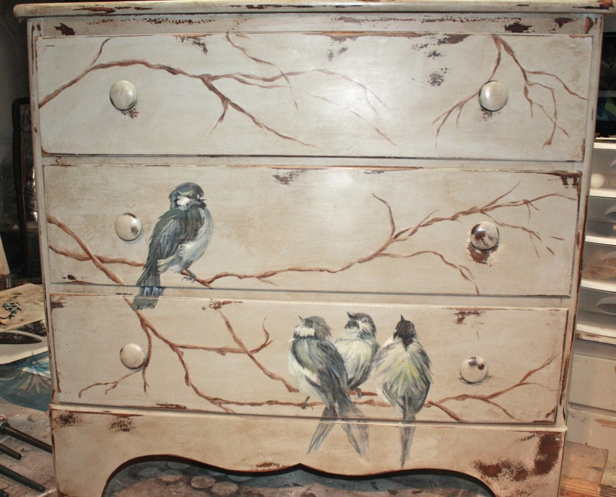 Роспись мебели масляными красками