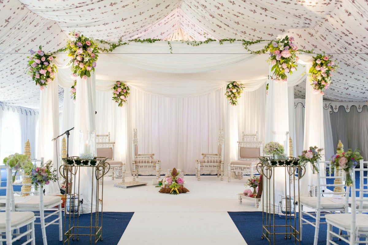 Декор свадебного шатра
