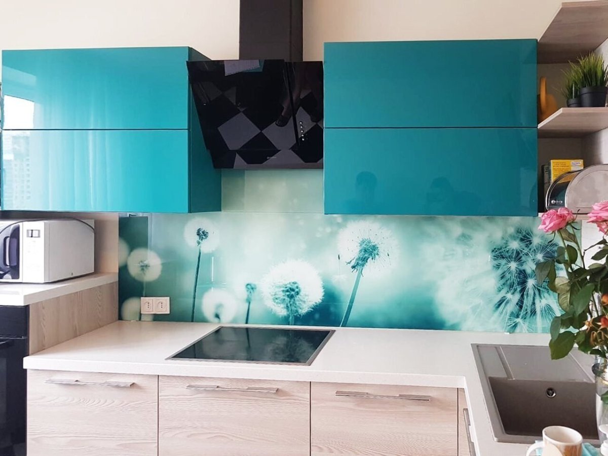 Кухня в сером стиле