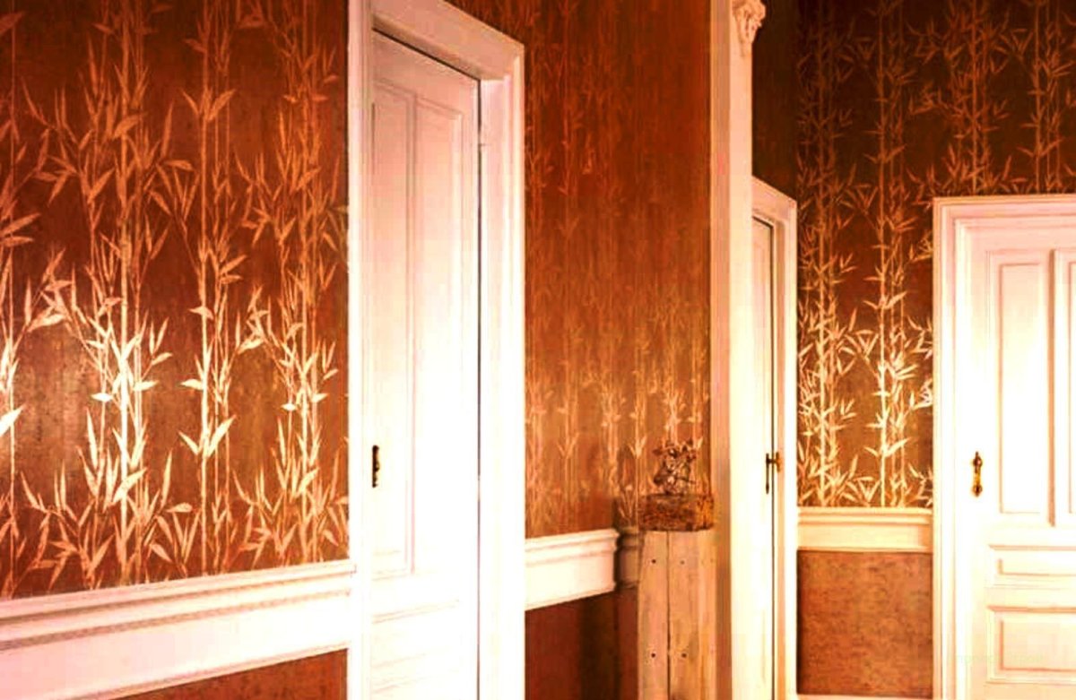 Board and Batten vs Wainscoting