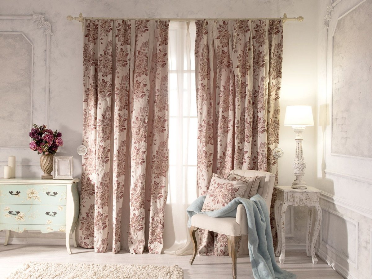 Тюль для бархатных шоколадных штор