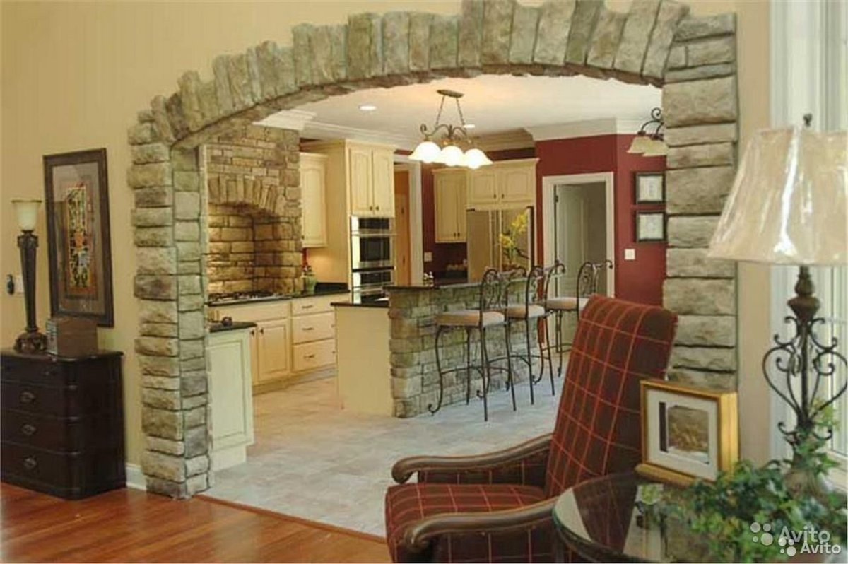 Арка отделанная декоративным камнем