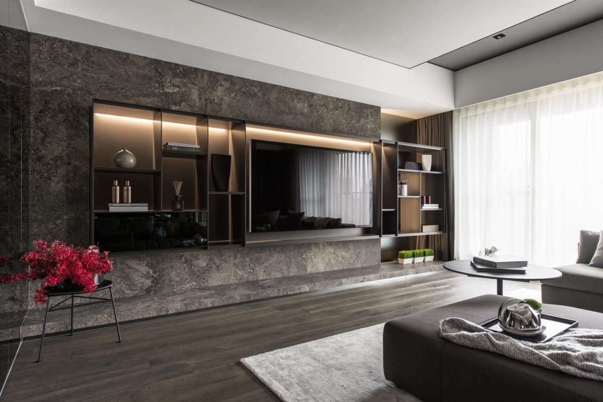 Гостиная с мраморной стеной