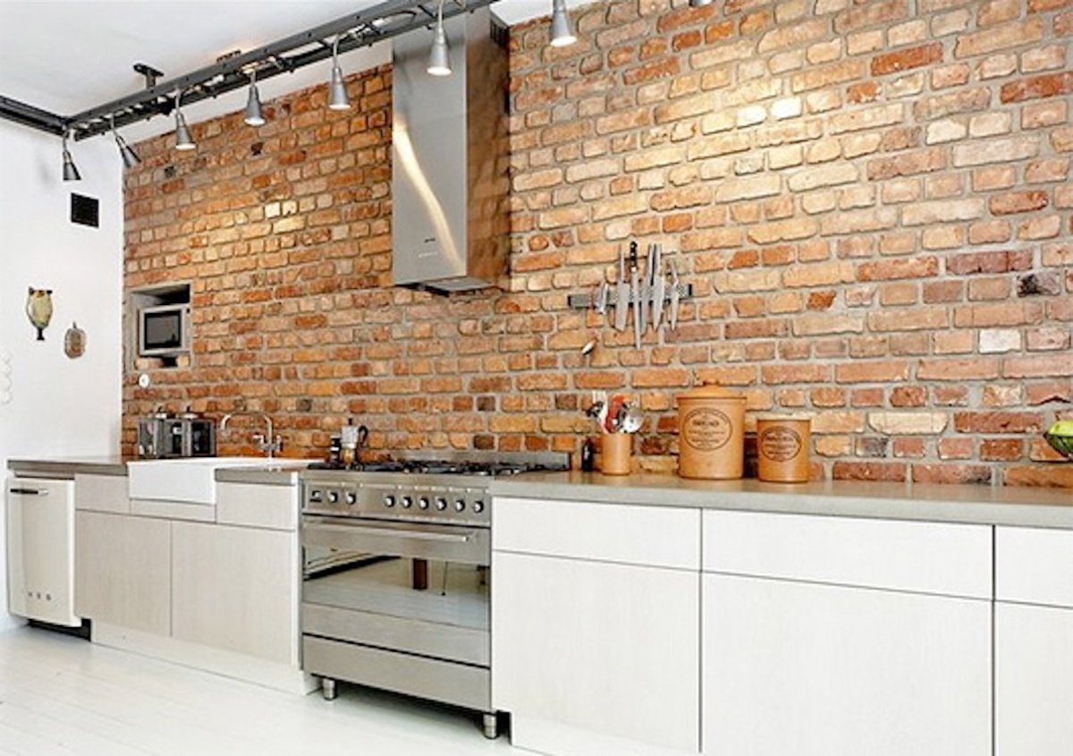 Плитка для кухонного фартука под кирпич