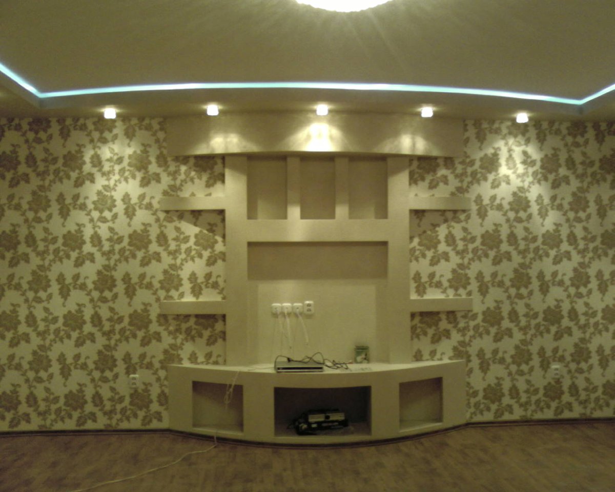 Встроенные книжные полки