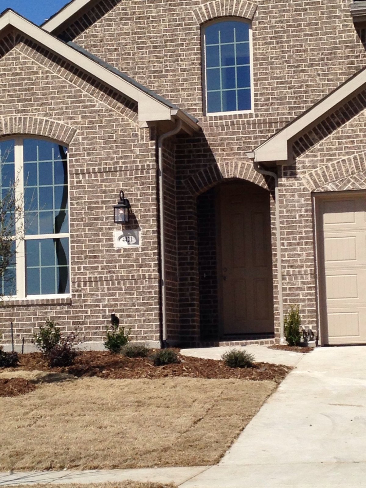 Окрашенный кирпич в интерьере