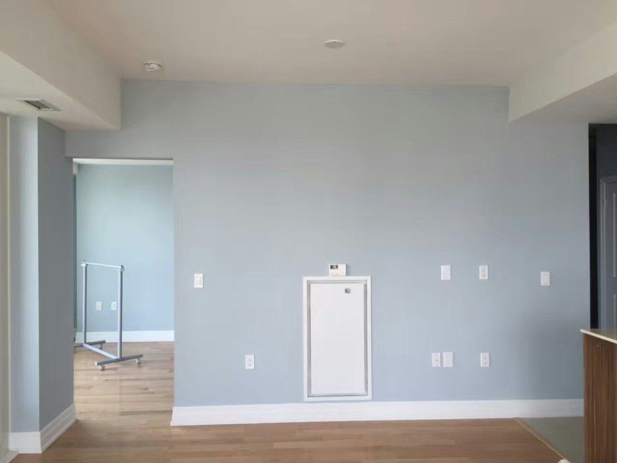 Сиреневый натяжной потолок