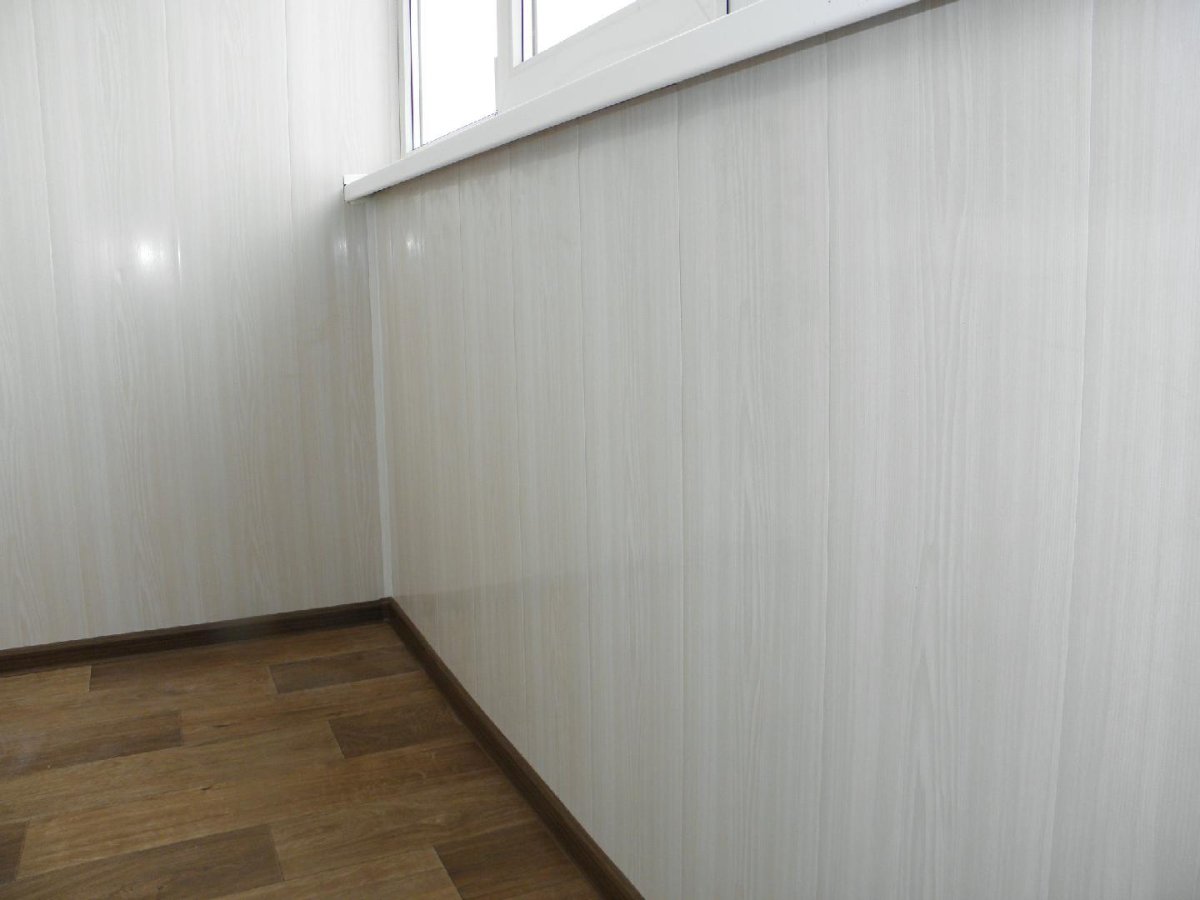 Панели на половину стены