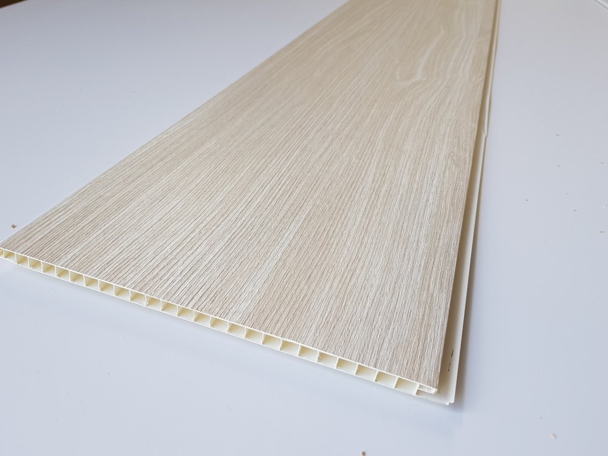 Пластиковая вагонка для балкона