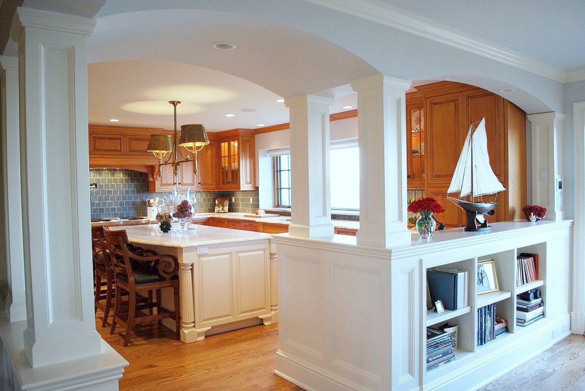 Колонны в интерьере