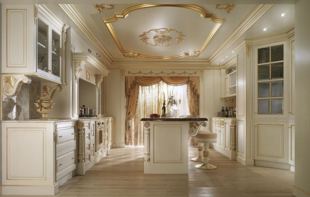 Современная кухня с колонной