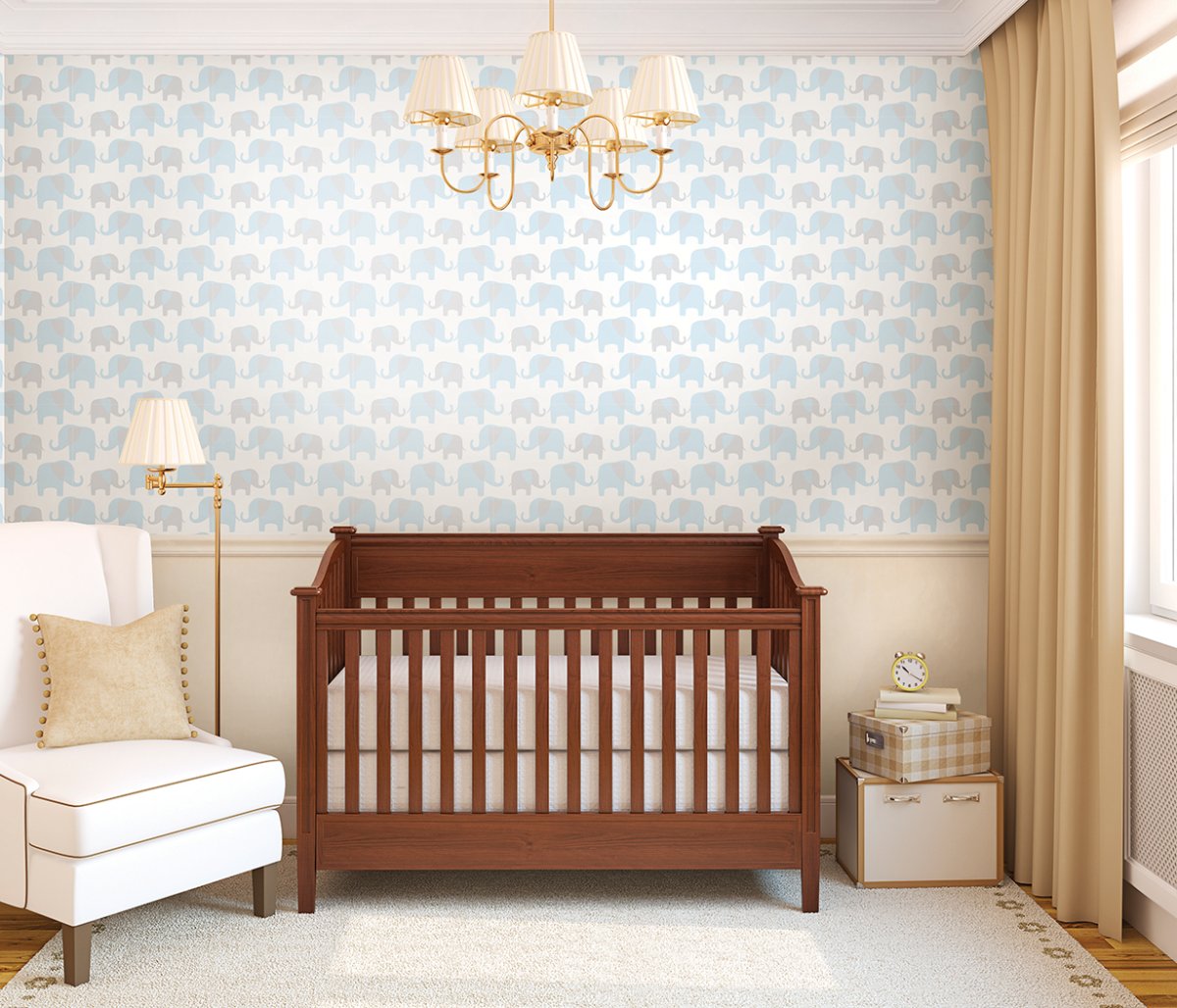 Детская комната с обоями в полоску