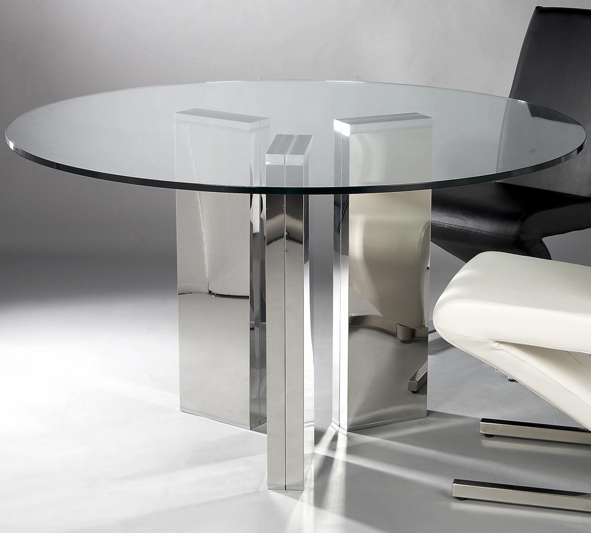 Стол круглый стеклянный 110 см