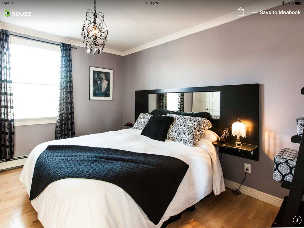 Спальня с темной мебелью