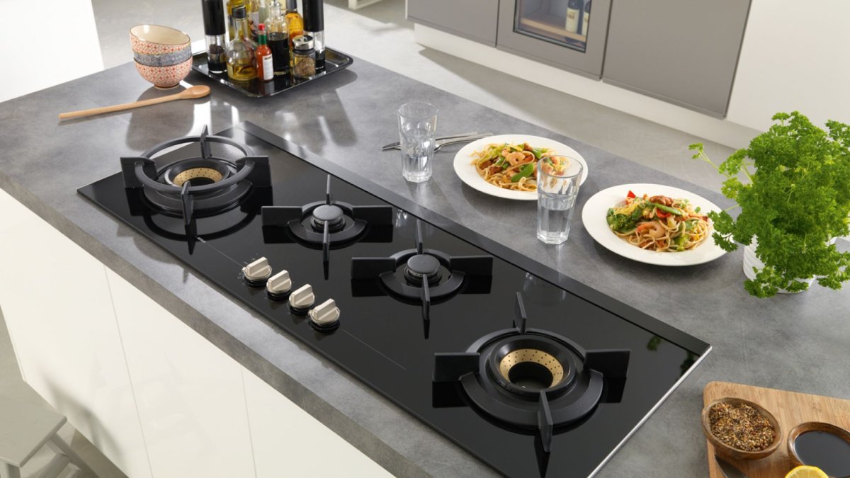 Газовая панель 2 конфорки в интерьере