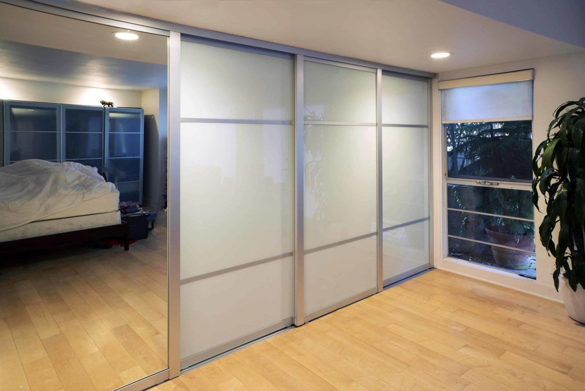 Зонирование комнаты подростка перегородкой