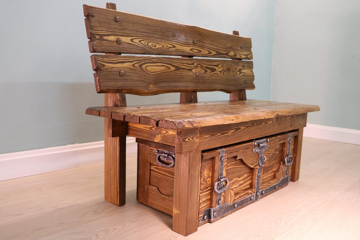 Кухонный гарнитур из дерева под старину