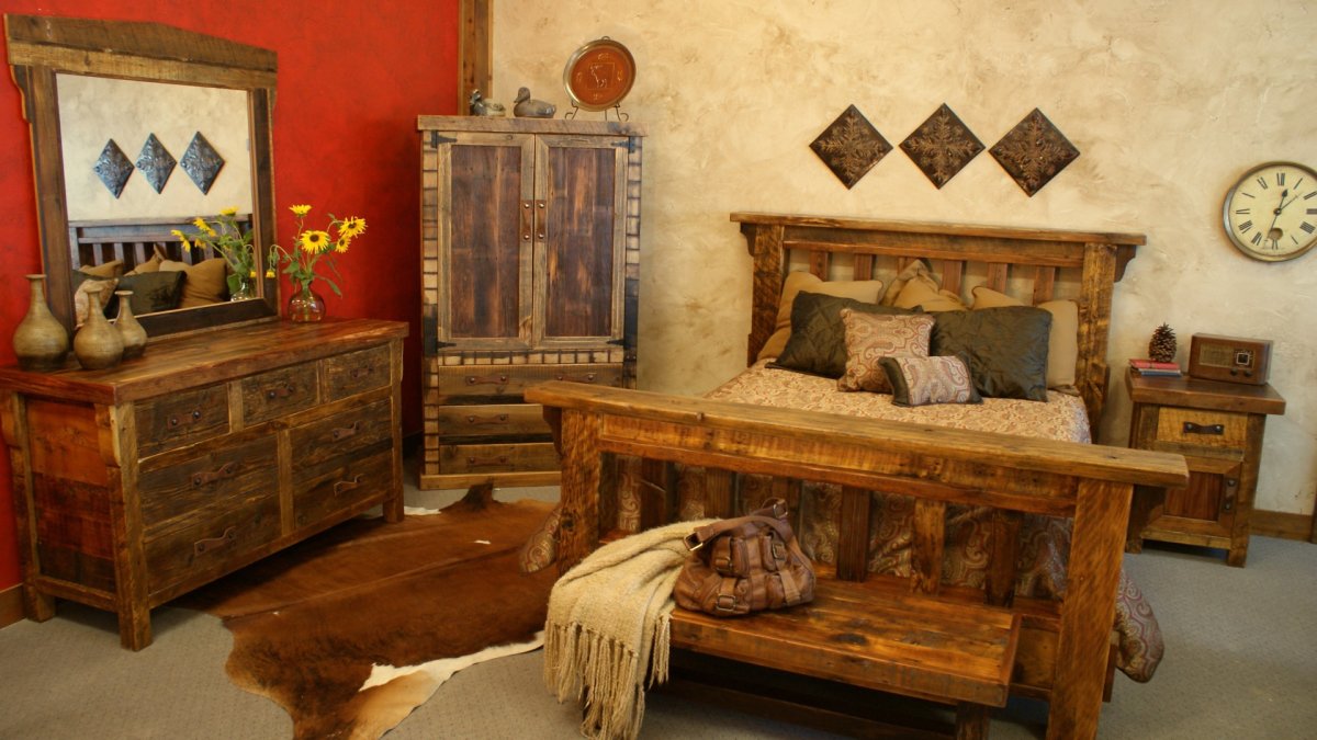 Мебель из массива брашированная