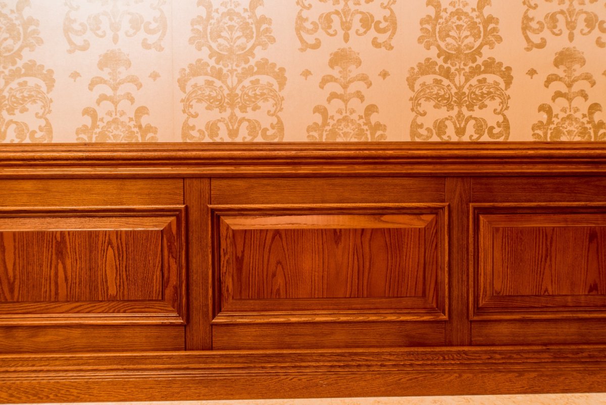 Деревянные стеновые панели буазери