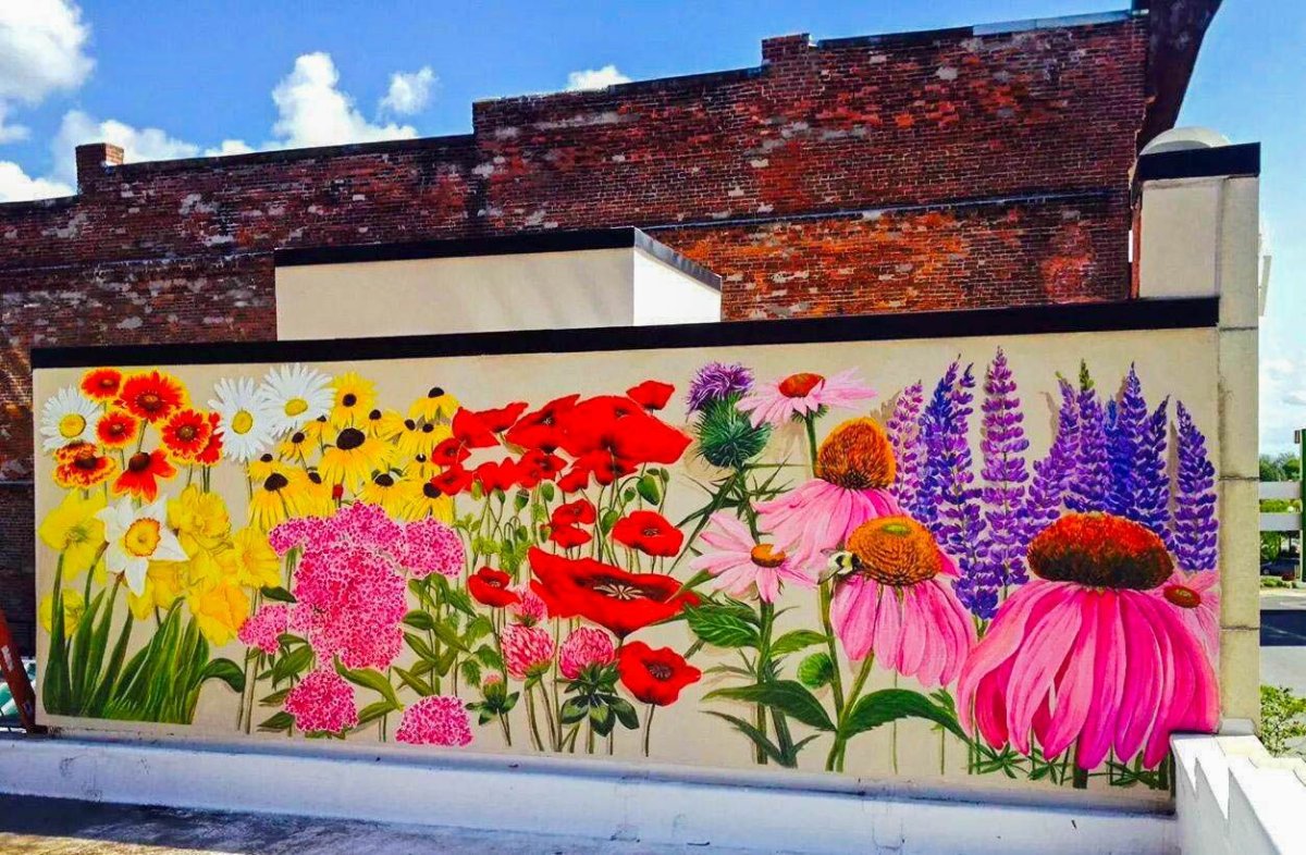 Роспись забора цветы