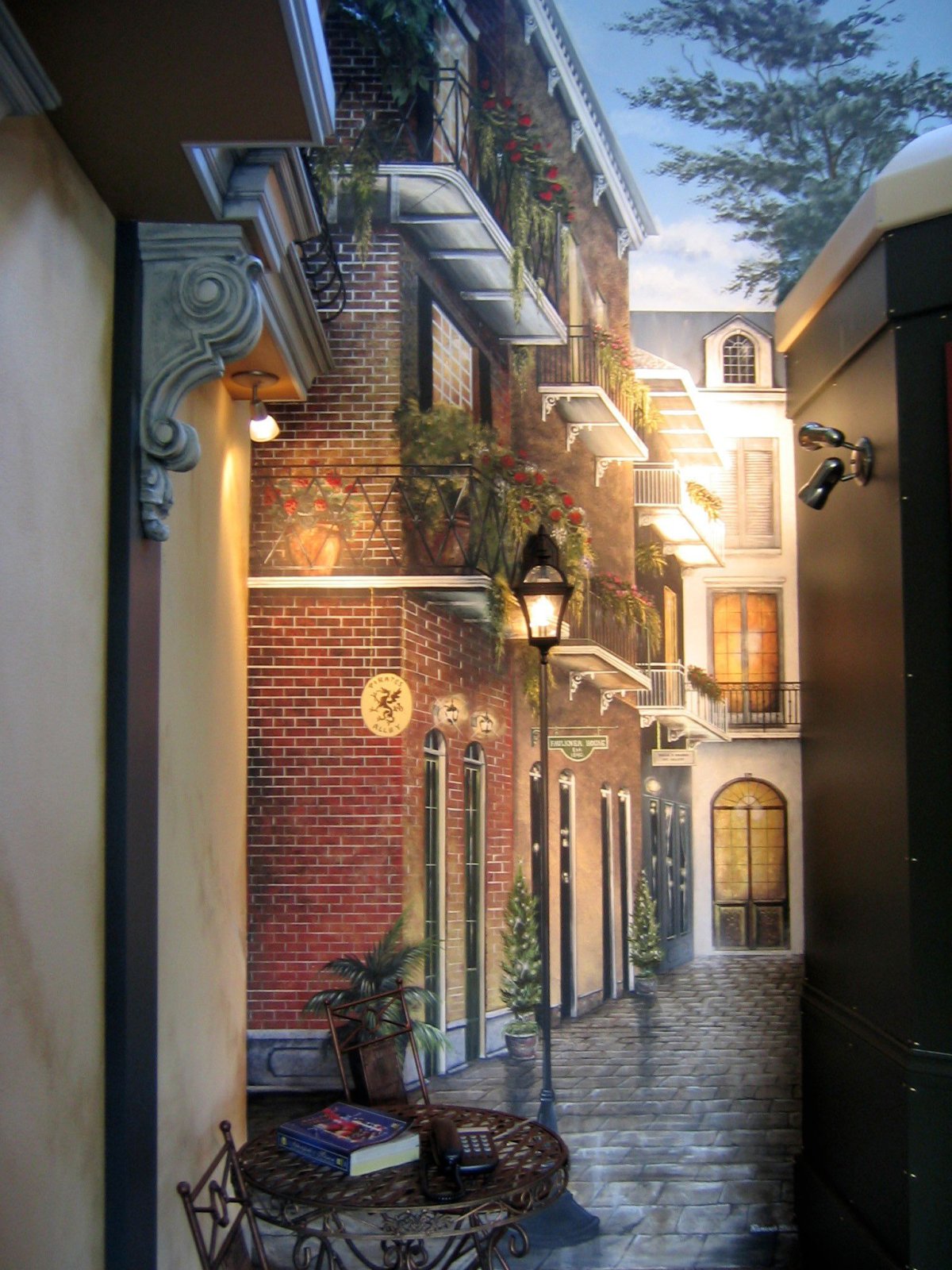 Фотообои улочка в интерьере