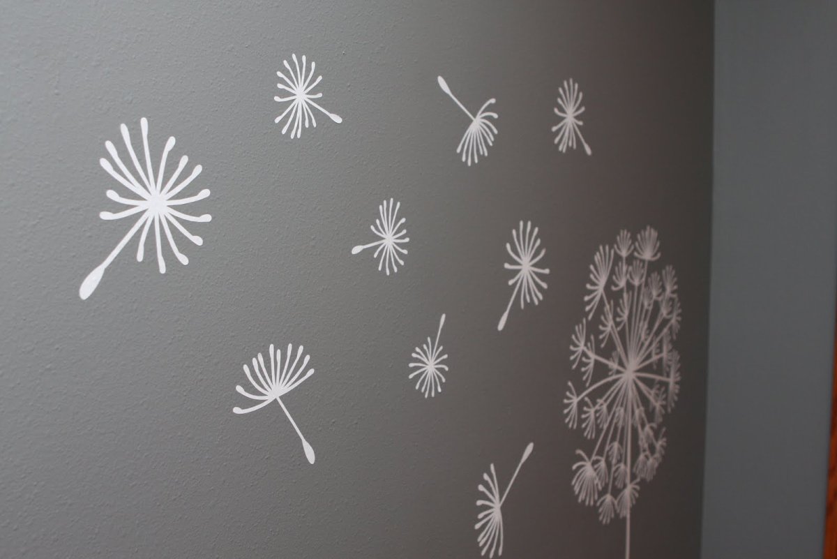 Нарисовать одуванчик на стене