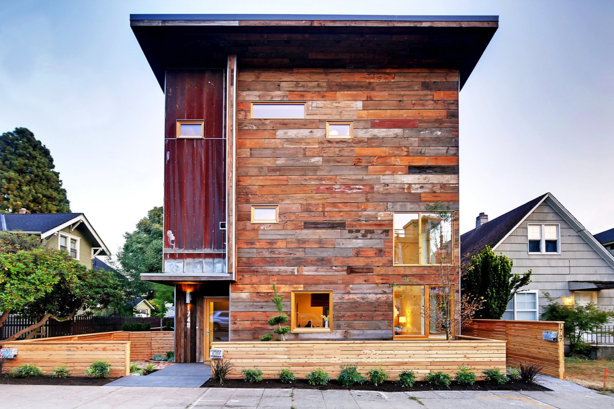 Обожженное дерево для фасадов