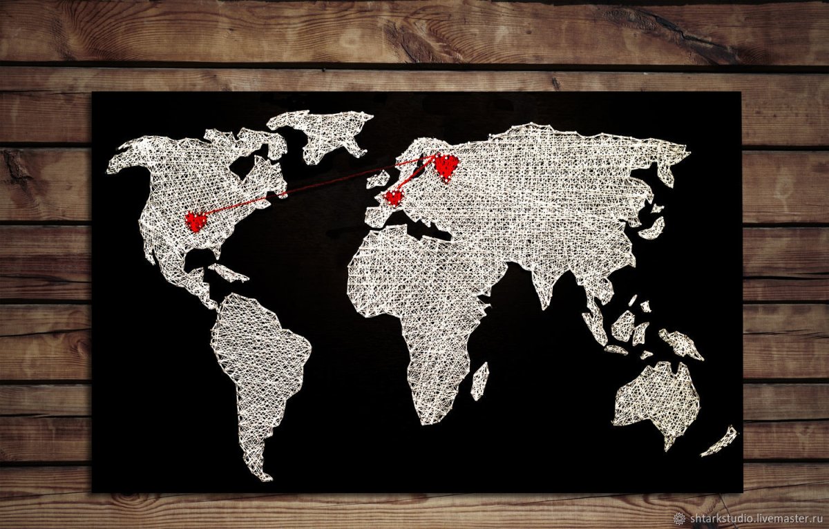 Атлас из дерева на стену