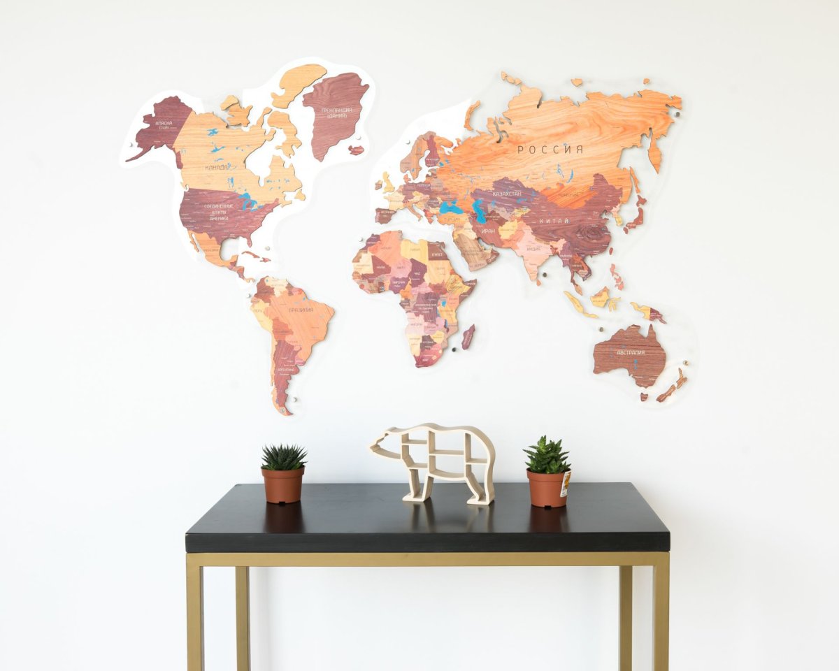 Деревянная карта мира