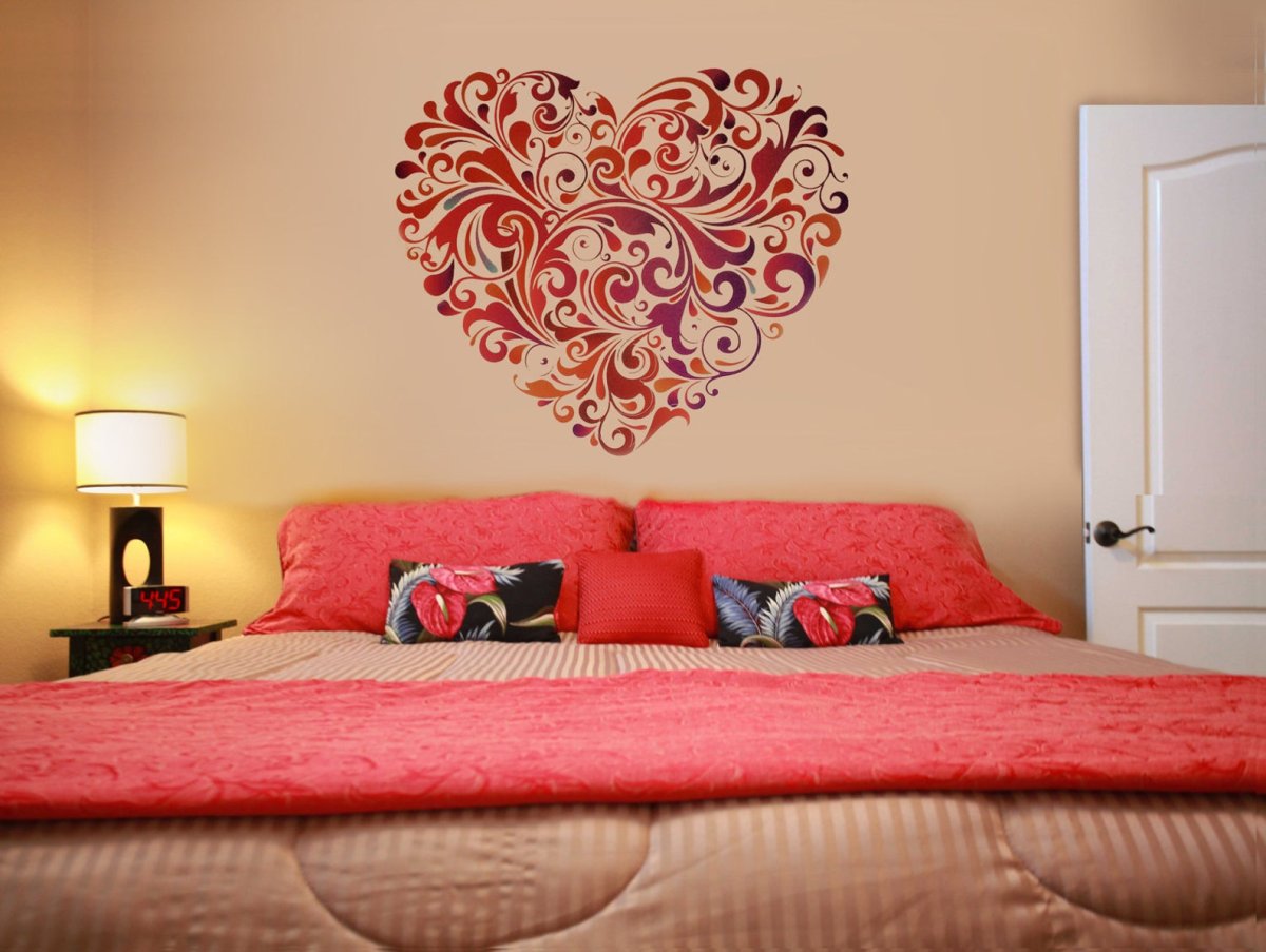 Наклейки сердечки в интерьере