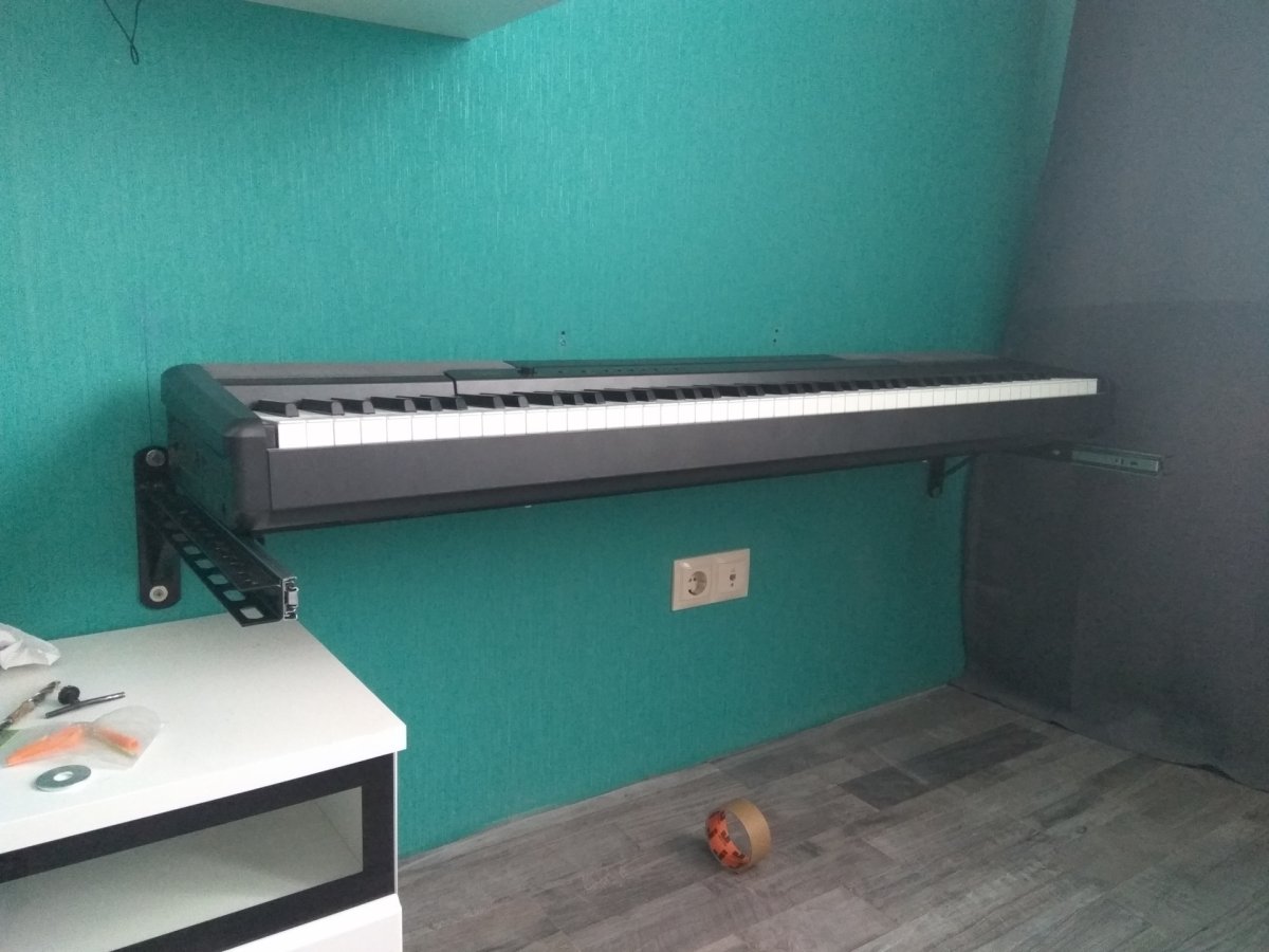 Пианино встроенное в мебель