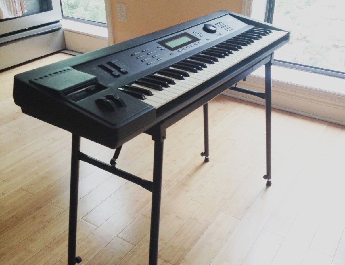 Kurzweil k2000