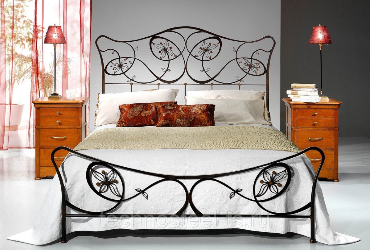 Кованая кровать Модерн